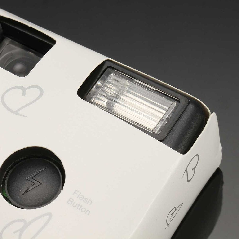 Disposable film camera with flash for parties and weddings — Diamond Moments